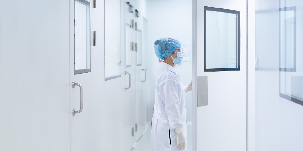 無塵室隔間怎麼挑？庫板材質、氣流設計與施工關鍵細節一次掌握